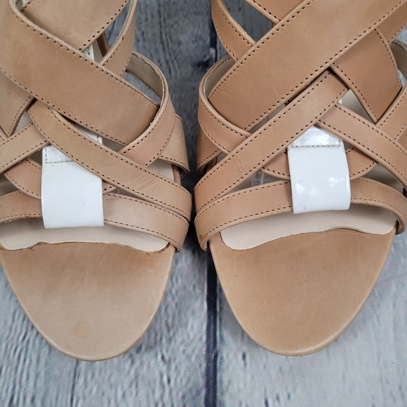 HOGL | strappy leather open toe heeled sandals - Picture 4 of 12